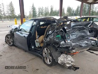 2017 BMW 3 Series 330e iPerformance with VIN WBA8E1C36HA156286, listed as a IAAI auction lot 41939997 with Not Provided miles. Bid and sale history available at carsss.com. Image 6.