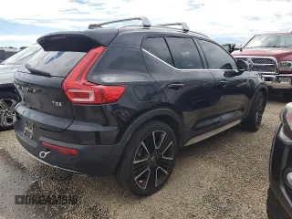 2020 Volvo XC40 Inscription z VIN YV4162UL7L2186709, wystawiony jako Copart lot #74259414 z przebiegiem Nie podano mil oraz Nie do naprawy • Non repairable. Historia ofert i sprzedaży dostępna na DreamBid. Obrazek 3.