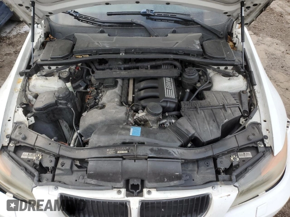 2006 BMW 3 Series 325xi with VIN WBAVD13556KV02729, listed as a Copart auction lot 86075344 with 236,195 mi miles and Salvage Title. Bid and sale history available at carsss.com. Image 13.