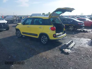 2014 FIAT 500L Trekking z VIN ZFBCFADH4EZ013485, wystawiony jako IAAI lot #42104043 z przebiegiem 157 744 mil mil oraz . Historia ofert i sprzedaży dostępna na DreamBid. Obrazek 3.