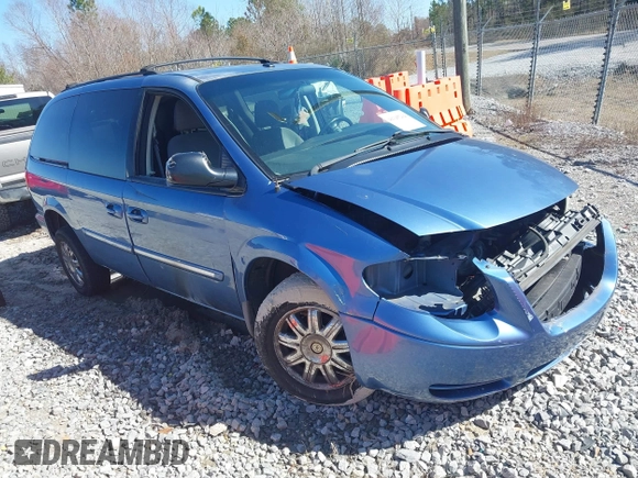 2007 Chrysler Town & Country Touring with VIN 2A4GP54L47R262996, listed as a IAAI auction lot 41345204 with 173,793 mi miles and . Bid and sale history available at DreamBid. Image 1.
