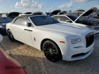 2019 Rolls-Royce Dawn z VIN SCA666D58KU118205, wystawiony jako Copart lot #78708804 z przebiegiem 10 000 mil mil oraz Nie do naprawy. Historia ofert i sprzedaży dostępna na DreamBid. Obrazek 4.