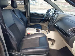2019 Dodge Grand Caravan SXT with VIN 2C4RDGCG1KR514123, listed as a IAAI auction lot 41777811 with 119,087 mi miles and . Bid and sale history available at DreamBid. Image 5.