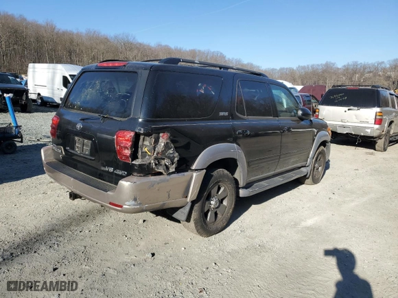 2002 Toyota Sequoia SR5 with VIN 5TDBT44A92S079002, listed as a Copart auction lot 48105725 with 349,080 mi miles and Salvage Title. Bid and sale history available at carsss.com. Image 3.