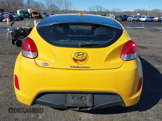 2012 Hyundai Veloster w/Black Int with VIN KMHTC6ADXCU042788, listed as a IAAI auction lot 41854662 with 90,500 mi miles. Bid and sale history available at carsss.com. Image 16.