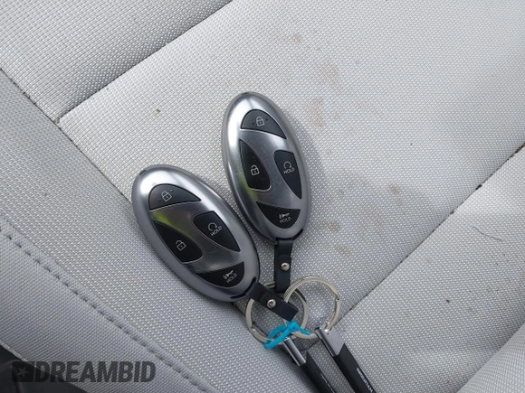 2025 Hyundai Kona SEL Convenience with VIN KM8HCCAB6SU189627, listed as a IAAI auction lot 41836762 with 994 mi miles and . Bid and sale history available at DreamBid. Image 11.