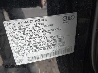 2015 Audi Q7 Premium Plus z VIN WA1LGAFE3FD021986, wystawiony jako IAAI lot #42129938 z przebiegiem 58 501 mil mil oraz . Historia ofert i sprzedaży dostępna na DreamBid. Obrazek 9.