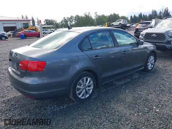2011 Volkswagen Jetta SE with VIN 3VWDZ7AJXBM356668, listed as a IAAI auction lot 42294221 with 199,605 mi miles and . Bid and sale history available at DreamBid. Image 4.