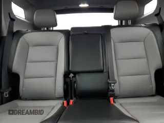 2020 GMC Terrain SLT с VIN 3GKALVEX6LL177517, выставлен на аукционе Copart как лот 50776125 с пробегом 86 820 миль миль и Списание • Salvage title. История ставок и продаж доступна на DreamBid. Изображение 10.