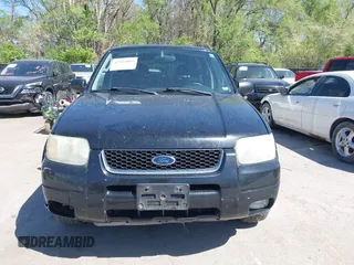 2003 Ford Escape Limited с VIN 1FMCU94103KB90251, выставлен на аукционе IAAI как лот 42034006 с пробегом 225 566 миль миль и . История ставок и продаж доступна на DreamBid. Изображение 12.