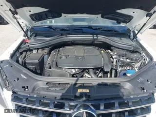2015 Mercedes-Benz M-Class ML 350 with VIN 4JGDA5HB6FA608539, listed as a IAAI auction lot 41972173 with 102,190 mi miles. Bid and sale history available at carsss.com. Image 10.