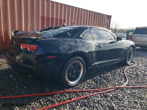 2011 Chevrolet Camaro 2LS with VIN 2G1FA1ED7B9126155, listed as a Copart auction lot 49350195 with 160,607 mi miles and Salvage Title. Bid and sale history available at carsss.com. Image 3.