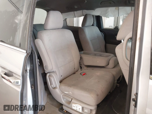 2016 Honda Odyssey EX z VIN 5FNRL5H48GB146659, wystawiony jako IAAI lot #41619759 z przebiegiem 230 679 mil mil oraz . Historia ofert i sprzedaży dostępna na DreamBid. Obrazek 8.
