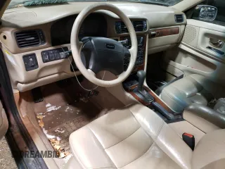 1998 Volvo V70 XC with VIN YV1LZ5644W2440479, listed as a Copart auction lot 49517805 with 169,172 mi miles and Non Repairable. Bid and sale history available at carsss.com. Image 8.