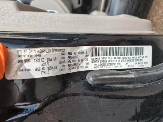 2006 Jeep Commander Limited z VIN 1J8HG58216C305797, wystawiony jako Copart lot #50518085 z przebiegiem 152 249 mil mil oraz Szkoda całkowita • Salvage title. Historia ofert i sprzedaży dostępna na DreamBid. Obrazek 13.