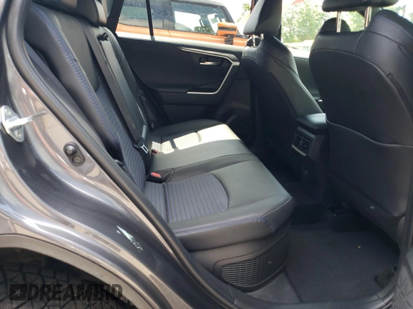2024 Toyota RAV4 Hybrid XSE with VIN 2T3E6RFV5RW071652, listed as a Copart auction lot 63261855 with 16,112 mi miles and Clean title. Bid and sale history available at DreamBid. Image 10.
