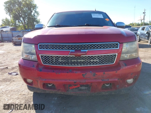 2012 Chevrolet Suburban LS with VIN 1GNSCHE08CR327180, listed as a IAAI auction lot 40229963 with 235,469 mi miles. Bid and sale history available at carsss.com. Image 6.