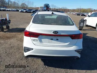 2019 Kia Forte LXS z VIN 3KPF24AD9KE125019, wystawiony jako IAAI lot #40787475 z przebiegiem 54 777 mil mil oraz . Historia ofert i sprzedaży dostępna na DreamBid. Obrazek 16.