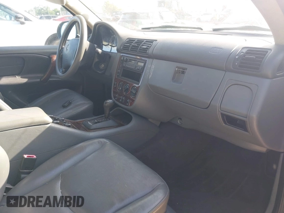 1999 Mercedes-Benz M 320/430/500 с VIN 4JGAB54E6XA143097, выставлен на аукционе IAAI как лот 42005462 с пробегом 194 260 миль миль и . История ставок и продаж доступна на DreamBid. Изображение 5.