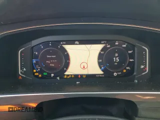 2020 Volkswagen Tiguan SE z VIN 3VV3B7AX8LM102502, wystawiony jako Copart lot #52428635 z przebiegiem 50 778 mil mil oraz Szkody całkowita. Historia ofert i sprzedaży dostępna na DreamBid. Obrazek 9.