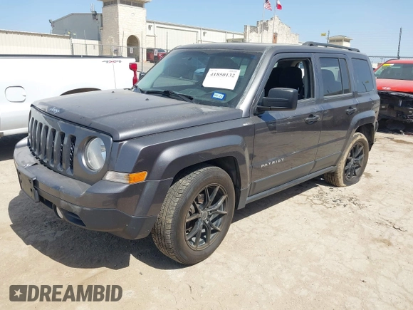 2015 Jeep Patriot Sport z VIN 1C4NJPBA4FD156481, wystawiony jako IAAI lot #41850132 z przebiegiem 240 186 mil mil oraz . Historia ofert i sprzedaży dostępna na DreamBid. Obrazek 2.
