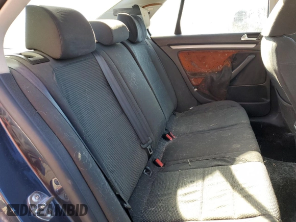 2010 Volkswagen Jetta S with VIN 3VWJX7AJ8AM007693, listed as a Copart auction lot 86056024 with 198,492 mi miles and Salvage title. Bid and sale history available at DreamBid. Image 10.