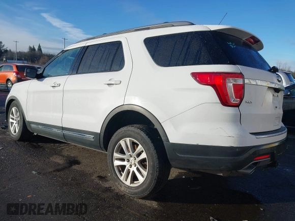 2018 Ford Explorer XLT with VIN 1FM5K8D84JGC15187, listed as a IAAI auction lot 41500359 with 100,936 mi miles and . Bid and sale history available at carsss.com. Image 3.