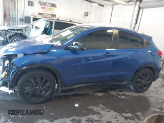 2022 Honda HR-V Sport with VIN 3CZRU6H11NM757838, listed as a IAAI auction lot 41346798 with 30,092 mi miles. Bid and sale history available at carsss.com. Image 14.