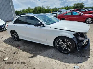 2018 Mercedes-Benz C 300 z VIN WDDWF4JB9JR376909, wystawiony jako Copart lot #62844555 z przebiegiem 80 150 mil mil oraz Szkoda całkowita • Salvage title. Historia ofert i sprzedaży dostępna na DreamBid. Obrazek 4.