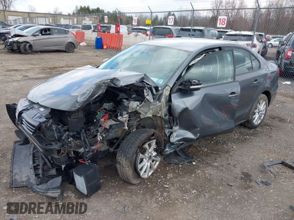 2014 Volkswagen Jetta SE z VIN 3VWD17AJ9EM358777, wystawiony jako IAAI lot #41880077 z przebiegiem 161 985 mil mil oraz . Historia ofert i sprzedaży dostępna na DreamBid. Obrazek 18.