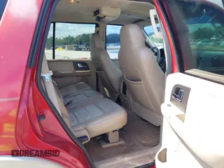 2005 Ford Expedition Eddie Bauer с VIN 1FMPU175X5LA40873, выставлен на аукционе IAAI как лот 42017353 с пробегом 216 737 миль миль и . История ставок и продаж доступна на DreamBid. Изображение 8.