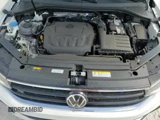 2024 Volkswagen Tiguan SE R-Line Black с VIN 3VVCB7AX7RM213552, выставлен на аукционе Copart как лот 67288845 с пробегом 11 389 миль миль и Списание • Salvage title. История ставок и продаж доступна на DreamBid. Изображение 16.