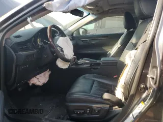 2016 Lexus ES 330 z VIN 58ABK1GG7GU012343, wystawiony jako Copart lot #57049315 z przebiegiem 47 745 mil mil oraz Szkoda całkowita • Salvage title. Historia ofert i sprzedaży dostępna na DreamBid. Obrazek 7.