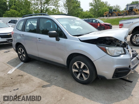 2017 Subaru Forester z VIN JF2SJABCXHH479495, wystawiony jako Copart lot #58722395 z przebiegiem 108 275 mil mil oraz Szkoda całkowita • Salvage title. Historia ofert i sprzedaży dostępna na DreamBid. Obrazek 4.