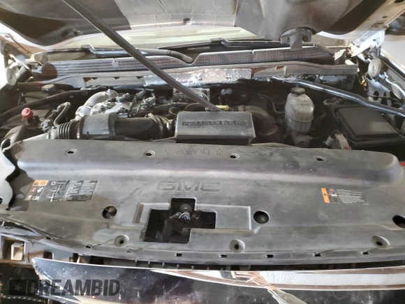 2018 GMC Sierra 2500HD SLT with VIN 1GT12TEY7JF279153, listed as a Copart auction lot 87697105 with 121,082 mi miles and Salvage Title. Bid and sale history available at carsss.com. Image 12.