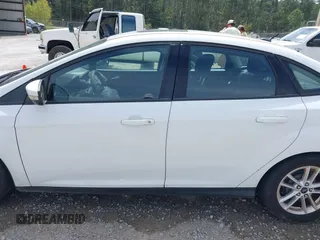 2015 Ford Focus SE с VIN 1FADP3F23FL249879, выставлен на аукционе IAAI как лот 41900558 с пробегом 96 239 миль миль и . История ставок и продаж доступна на DreamBid. Изображение 14.