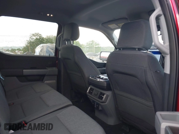 2024 Ford F-150 Lightning Flash z VIN 1FT6W3L7XRWG02773, wystawiony jako IAAI lot #42266067 z przebiegiem 7 256 mil mil oraz . Historia ofert i sprzedaży dostępna na DreamBid. Obrazek 8.