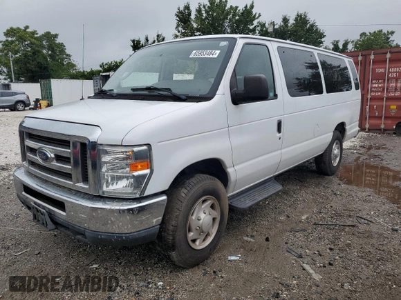 2013 Ford Econoline Passenger XL z VIN 1FBSS3BL2DDB19697, wystawiony jako Copart lot #65953484 z przebiegiem 111 055 mil mil oraz Szkoda całkowita • Salvage title. Historia ofert i sprzedaży dostępna na DreamBid. Obrazek 1.
