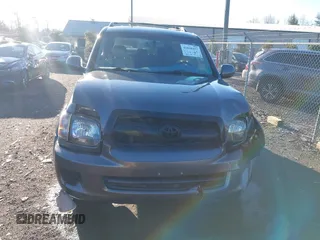 2006 Toyota Sequoia SR5 with VIN 5TDBT44A96S272708, listed as a IAAI auction lot 41848457 with 165,207 mi miles and . Bid and sale history available at DreamBid. Image 12.
