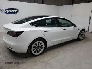 2023 Tesla Model 3 z VIN 5YJ3E1EA2PF439119, wystawiony jako Copart lot #60708065 z przebiegiem 48 717 mil mil oraz Nie do naprawy • Non repairable. Historia ofert i sprzedaży dostępna na DreamBid. Obrazek 3.