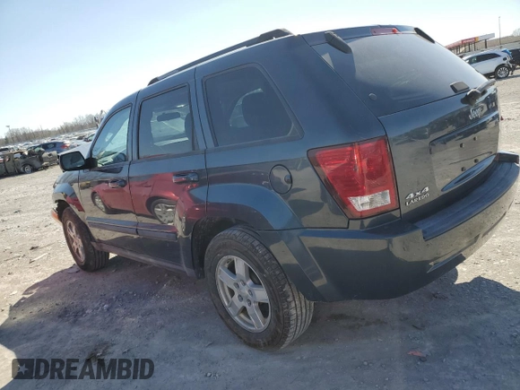 2007 Jeep Grand Cherokee Laredo with VIN 1J8GR48KX7C531824, listed as a Copart auction lot 49519015 with 175,453 mi miles and Salvage Title. Bid and sale history available at carsss.com. Image 2.