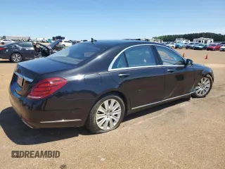 2015 Mercedes-Benz S 550 z VIN WDDUG8CB8FA132215, wystawiony jako Copart lot #54054825 z przebiegiem 41 908 mil mil oraz Szkoda całkowita • Salvage title. Historia ofert i sprzedaży dostępna na DreamBid. Obrazek 3.
