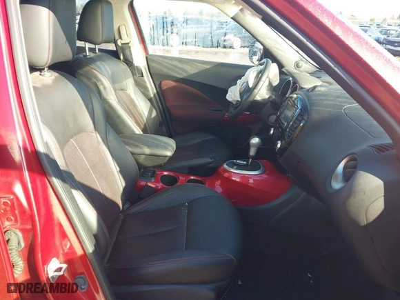 2014 Nissan Juke SL with VIN JN8AF5MV2ET483488, listed as a IAAI auction lot 41662254 with 117,398 mi miles. Bid and sale history available at carsss.com. Image 5.