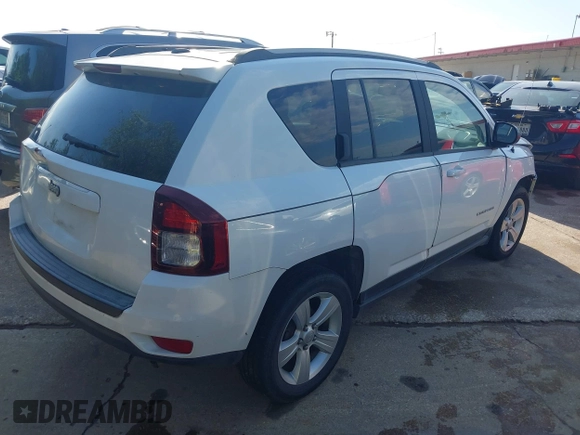2016 Jeep Compass Sport with VIN 1C4NJCBA7GD705620, listed as a IAAI auction lot 42252671 with 105,903 mi miles and . Bid and sale history available at DreamBid. Image 4.