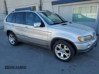 2000 BMW X5 4.4i with VIN WBAFB3355YLH05741, listed as a Copart auction lot 79973414 with 138,936 mi miles and Clean Title. Bid and sale history available at carsss.com. Image 4.