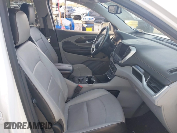 2019 GMC Terrain SLT with VIN 3GKALVEX4KL196162, listed as a IAAI auction lot 42068583 with 81,523 mi miles. Bid and sale history available at carsss.com. Image 5.
