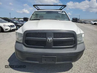 2017 Ram 1500 Tradesman z VIN 3C6JR6DG8HG513628, wystawiony jako Copart lot #49180835 z przebiegiem 204 258 mil mil oraz Czysty tytuł • Clean title. Historia ofert i sprzedaży dostępna na DreamBid. Obrazek 5.