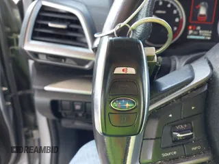 2021 Subaru Forester Premium z VIN JF2SKAFC4MH500973, wystawiony jako IAAI lot #42740599 z przebiegiem 71 244 mil mil oraz . Historia ofert i sprzedaży dostępna na DreamBid. Obrazek 11.