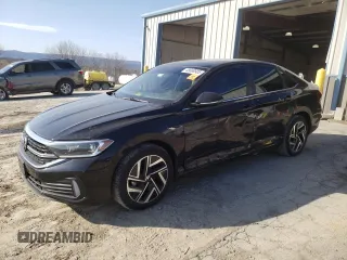 2022 Volkswagen Jetta SEL z VIN 3VWGM7BU4NM033130, wystawiony jako Copart lot #48669905 z przebiegiem 58 264 mil mil oraz Szkoda całkowita • Salvage title. Historia ofert i sprzedaży dostępna na DreamBid. Obrazek 1.