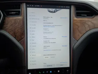 2021 Tesla Model S Long Range Plus z VIN 5YJSA1E24MF427775, wystawiony jako Copart lot #48431165 z przebiegiem 15 801 mil mil oraz Szkoda całkowita • Salvage title. Historia ofert i sprzedaży dostępna na DreamBid. Obrazek 9.